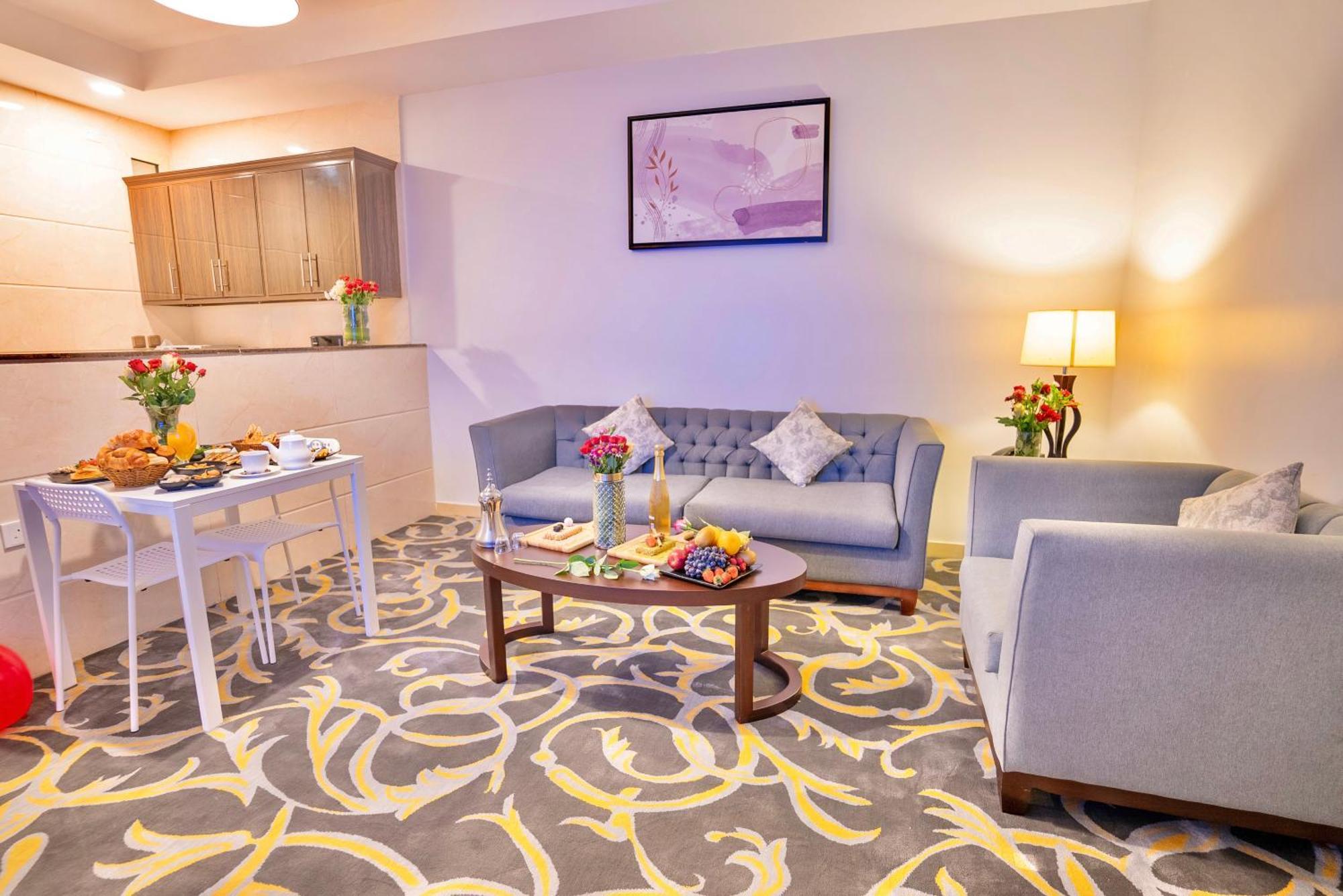 Laten Suites Al Naseem เจดดาห์ ภายนอก รูปภาพ