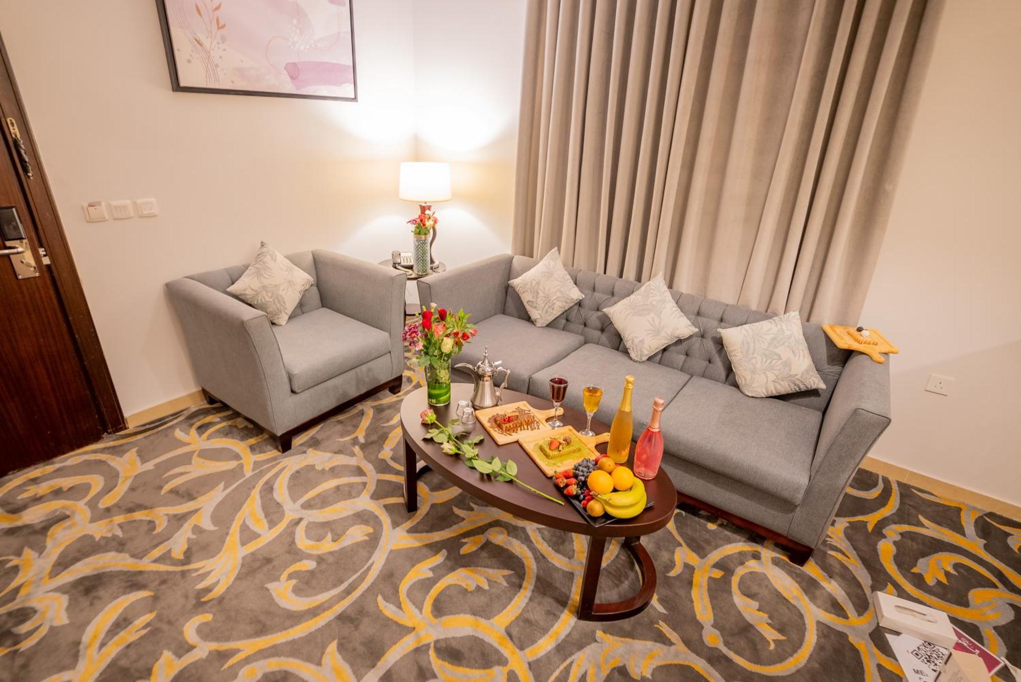 Laten Suites Al Naseem เจดดาห์ ภายนอก รูปภาพ