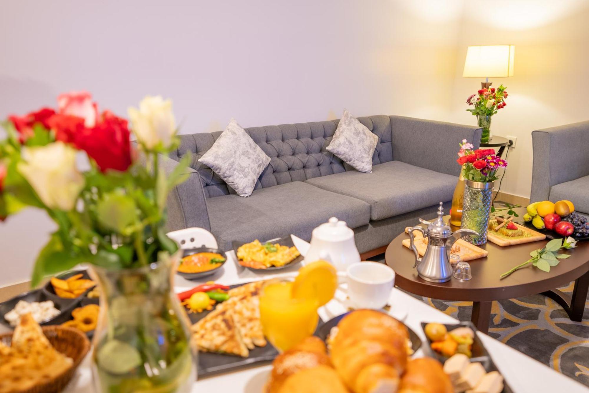 Laten Suites Al Naseem เจดดาห์ ภายนอก รูปภาพ
